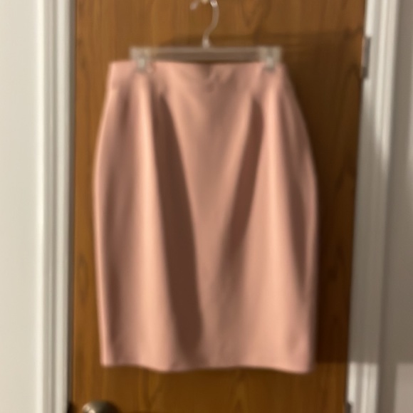 Skirt - Picture 2 of 2